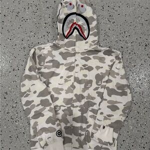 White bape camo hoodie